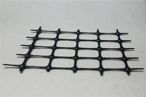 什么是單向和雙向塑料土工格柵？